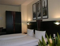 Manhattan Hotel